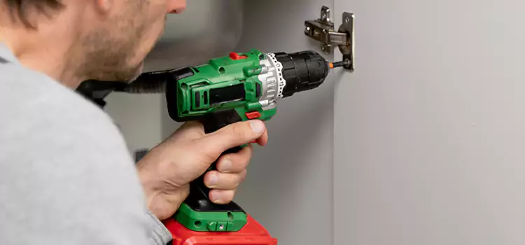 Commercial Door Hinge Repair Menomonee Falls