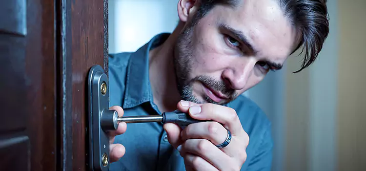 Eviction Locksmith Menomonee Falls