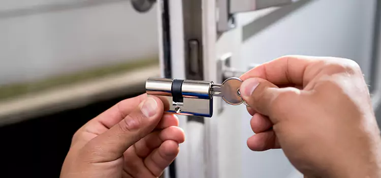 Emergency Locksmith for House Menomonee Falls
