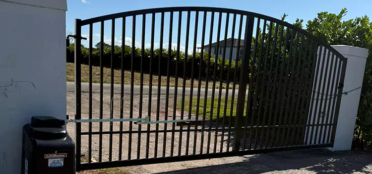 Driveway Fence Repair Menomonee Falls