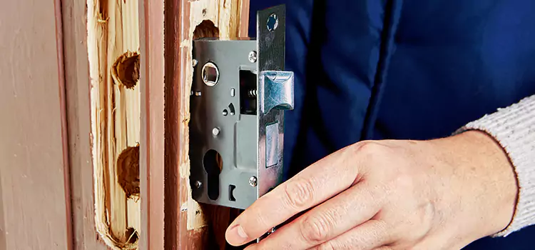 Garage Door Lock Replacement Menomonee Falls